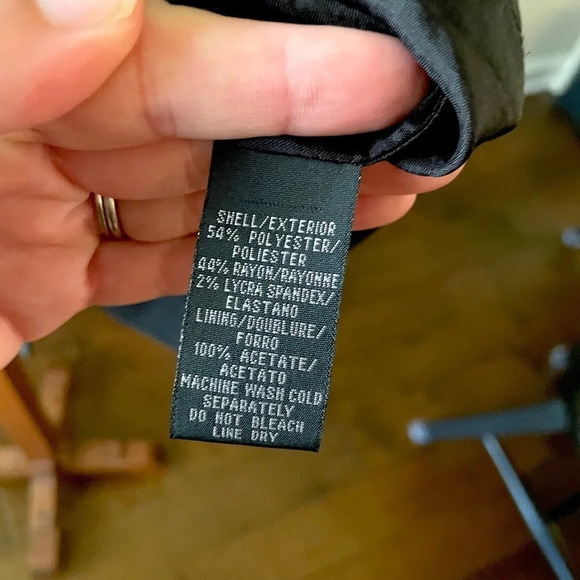 Kenneth Cole women’s lined pencil skirt, clasp & zip closure, SZ 10 black - Picture 8 of 9